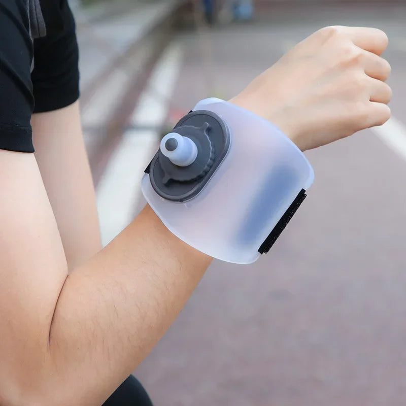 Sports Wrist Water Bottle – Portable Cycling, Marathon, and Hiking Hydration Tool for Outdoor Fitness, Running, and Climbing