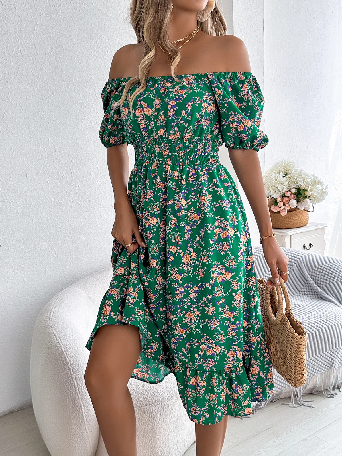 Floral Ruffled Square Neck Dress – Elegant Short Sleeve Summer Dress for Feminine Charm & Seasonal Sophistication