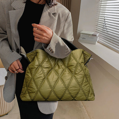 Cotton-Padded Nylon Women Big Tote Bag – Large Capacity Commuter Handbag with Rhombic Lattice Design for Autumn Winter Fashion