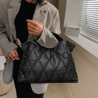 Cotton-Padded Nylon Women Big Tote Bag – Large Capacity Commuter Handbag with Rhombic Lattice Design for Autumn Winter Fashion