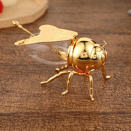 Metal Honey Container with Dipper – Decorative Gold Storage Jar for Kitchen, Dining, Gift-Giving and Bee-Themed Ornamental Function