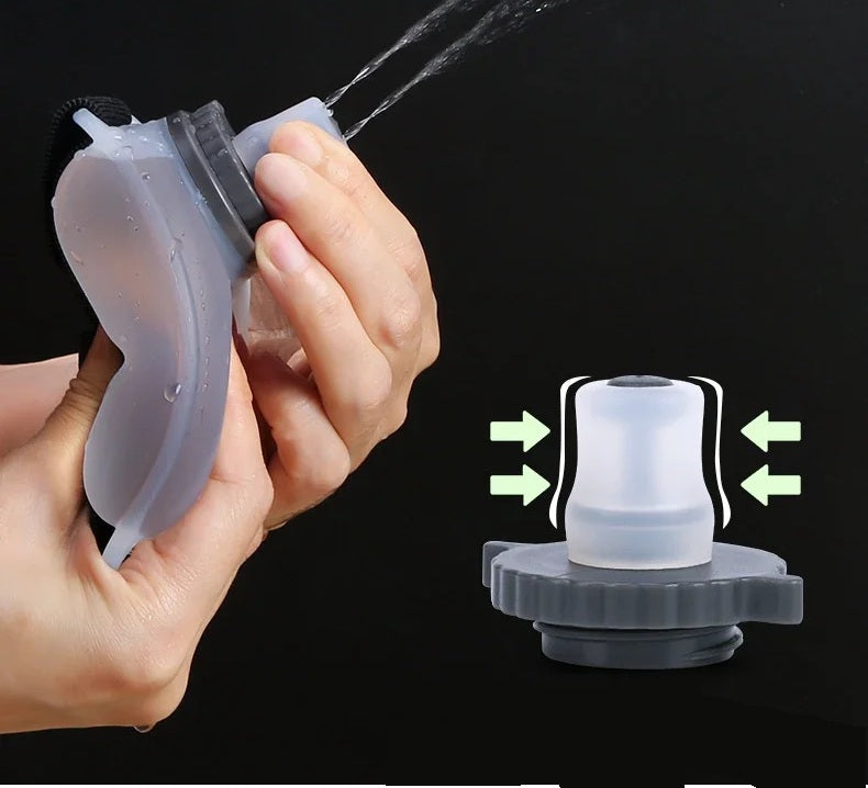 Sports Wrist Water Bottle – Portable Cycling, Marathon, and Hiking Hydration Tool for Outdoor Fitness, Running, and Climbing